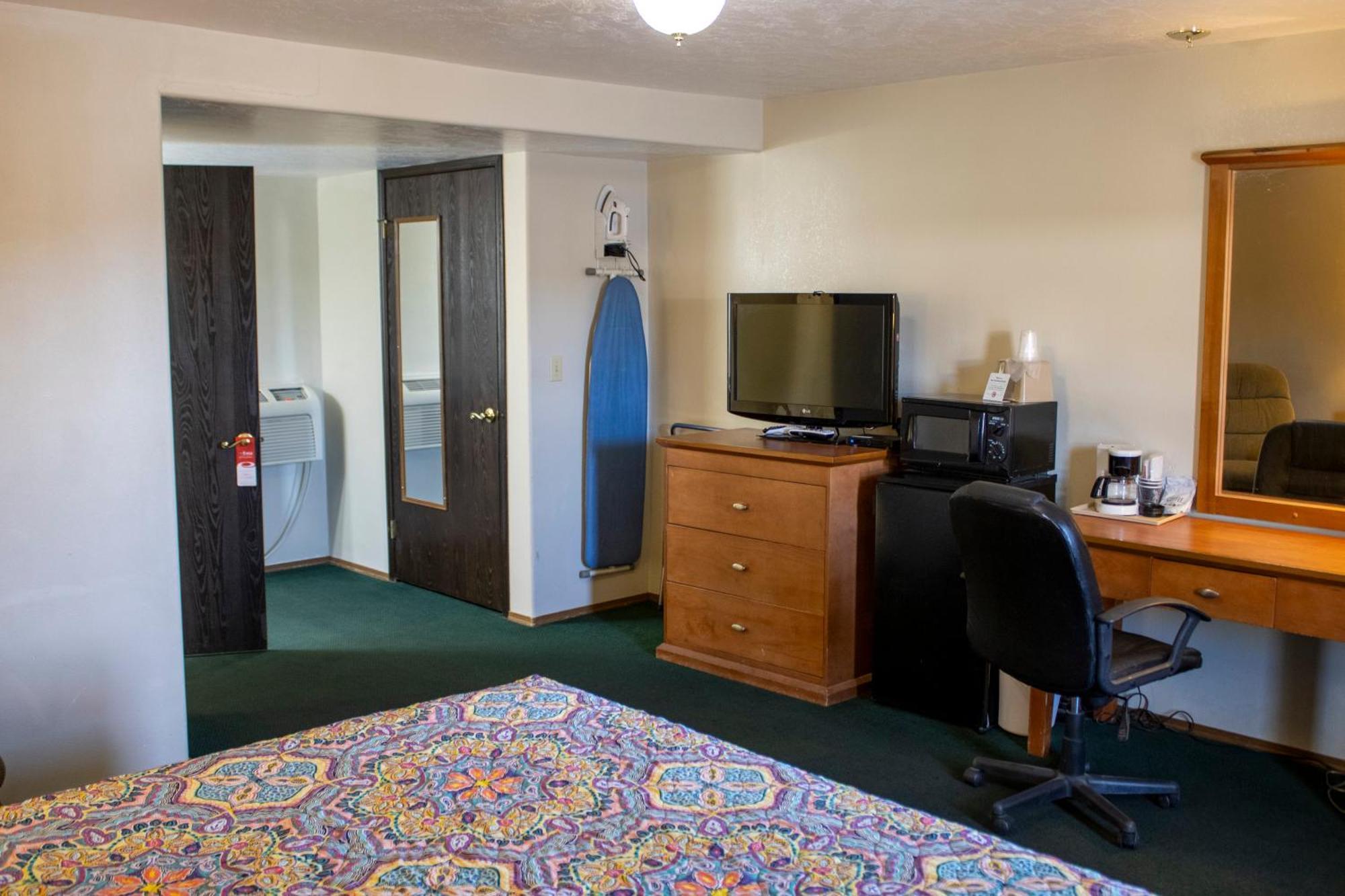 Patriot Stay Motel Върнал Екстериор снимка